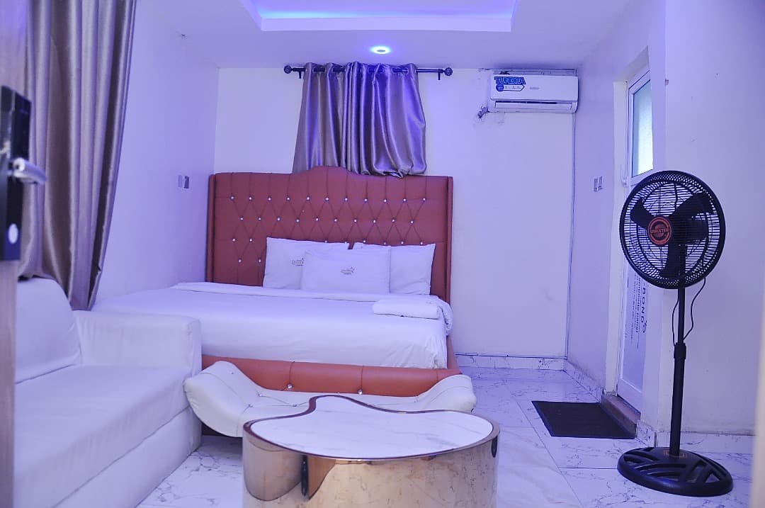 Napoli Executive Suite